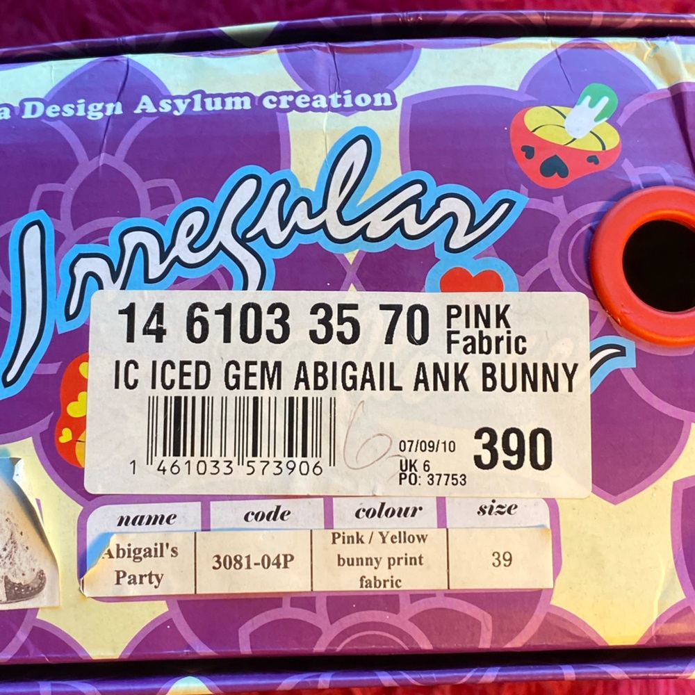 RESERVED 2010,”Iced Gem Abigail Bunny” hot pink bootie,box,free bag,8 - Picture 10 of 15